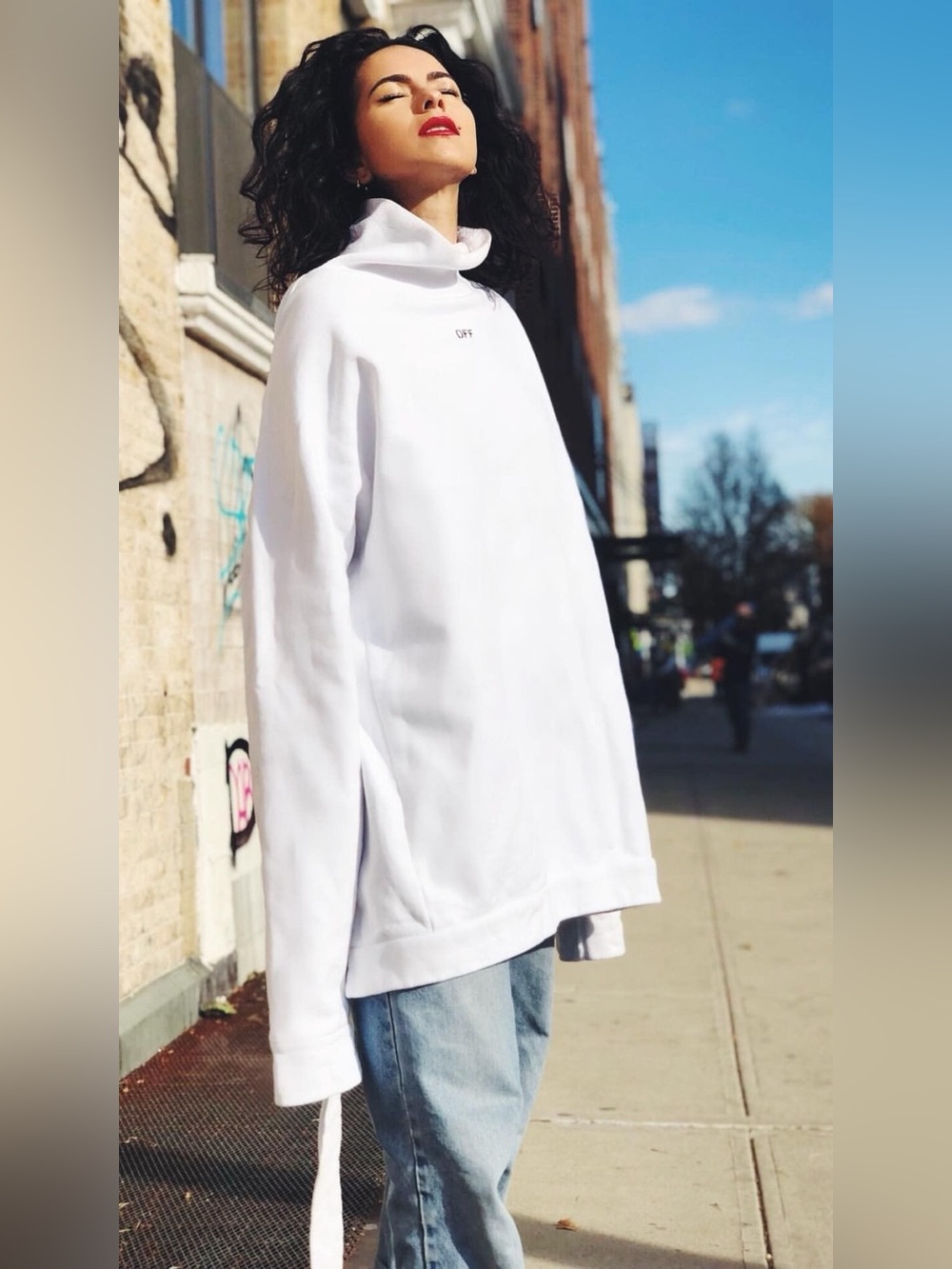 Authentic Off-White c/o Virgil Abloh Open-Back Turtleneck Sweatshirt   (Size:XL)